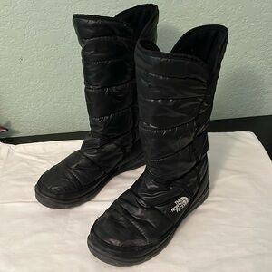 The North Face black boots size 8